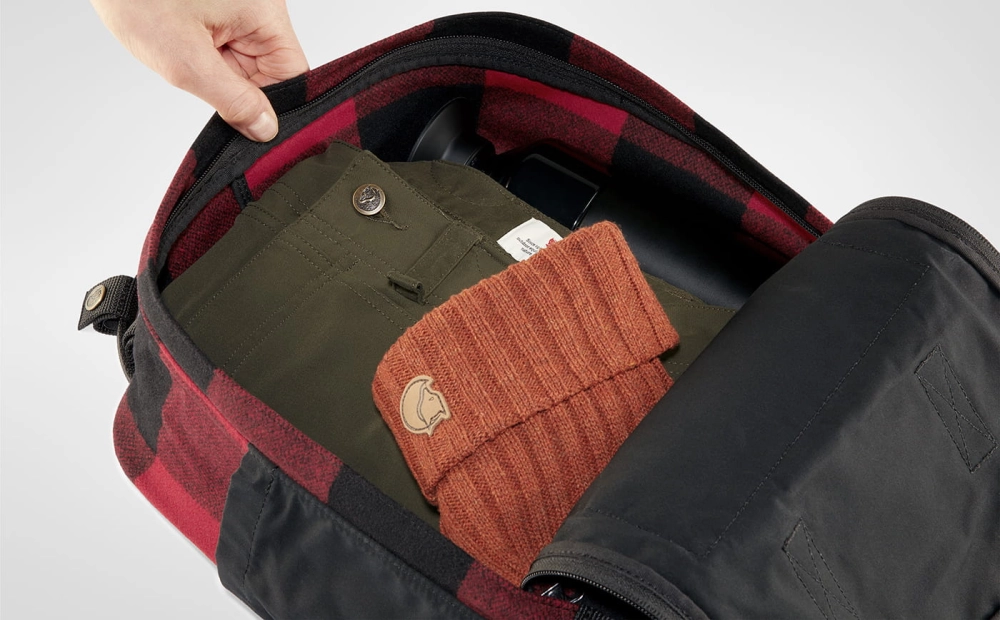 Kanken Re-Wool, kolor: 320-550 - Red/Black