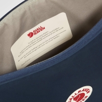 etui_Fjallraven_Kanken_Laptop_Case_15_kolor_560_Navy_4.jpg
