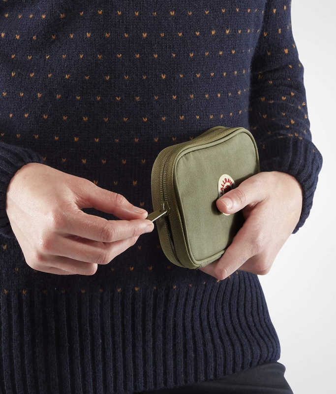 Kanken Travel Wallet, kolor: 662 - Deep Forest