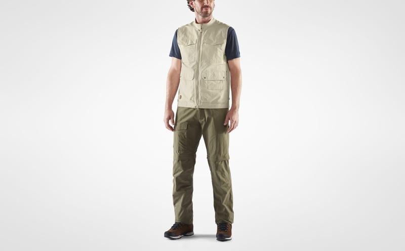 Travellers MT Vest