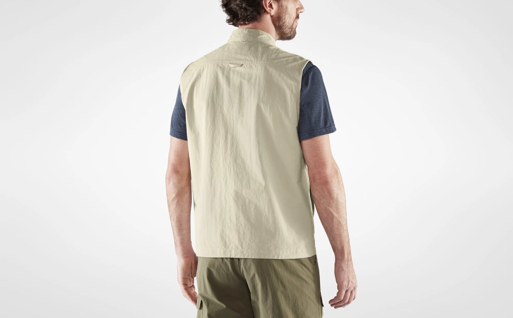 Travellers MT Vest