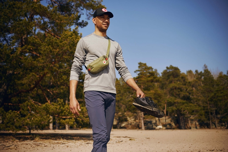 High Coast Lite Sweater