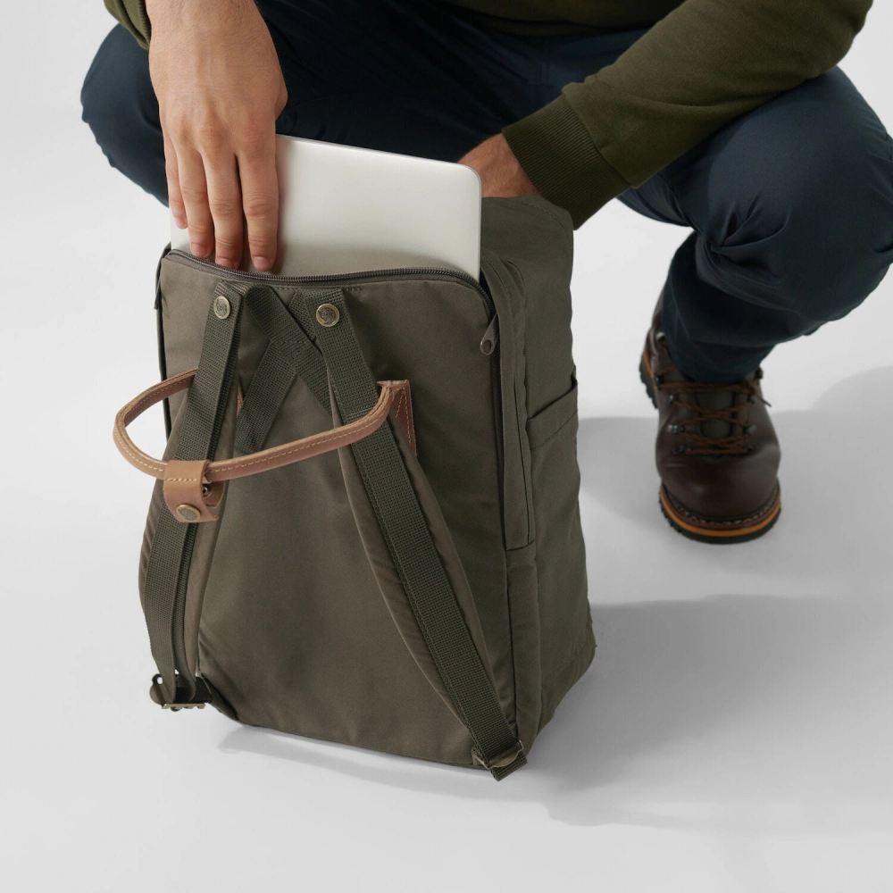 Kanken No. 2 Laptop 15", kolor: 633 - Dark Olive