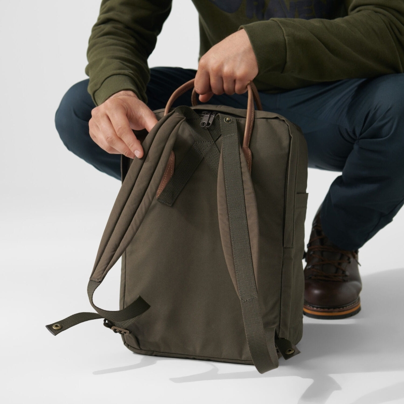 Kanken No. 2 Laptop 15", kolor: 633 - Dark Olive