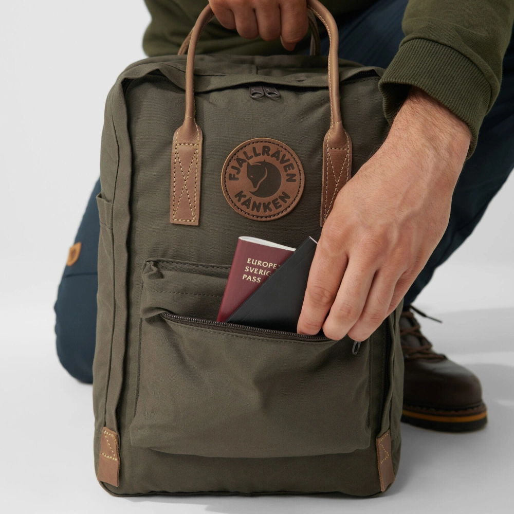 Kanken No. 2 Laptop 15", kolor: 633 - Dark Olive