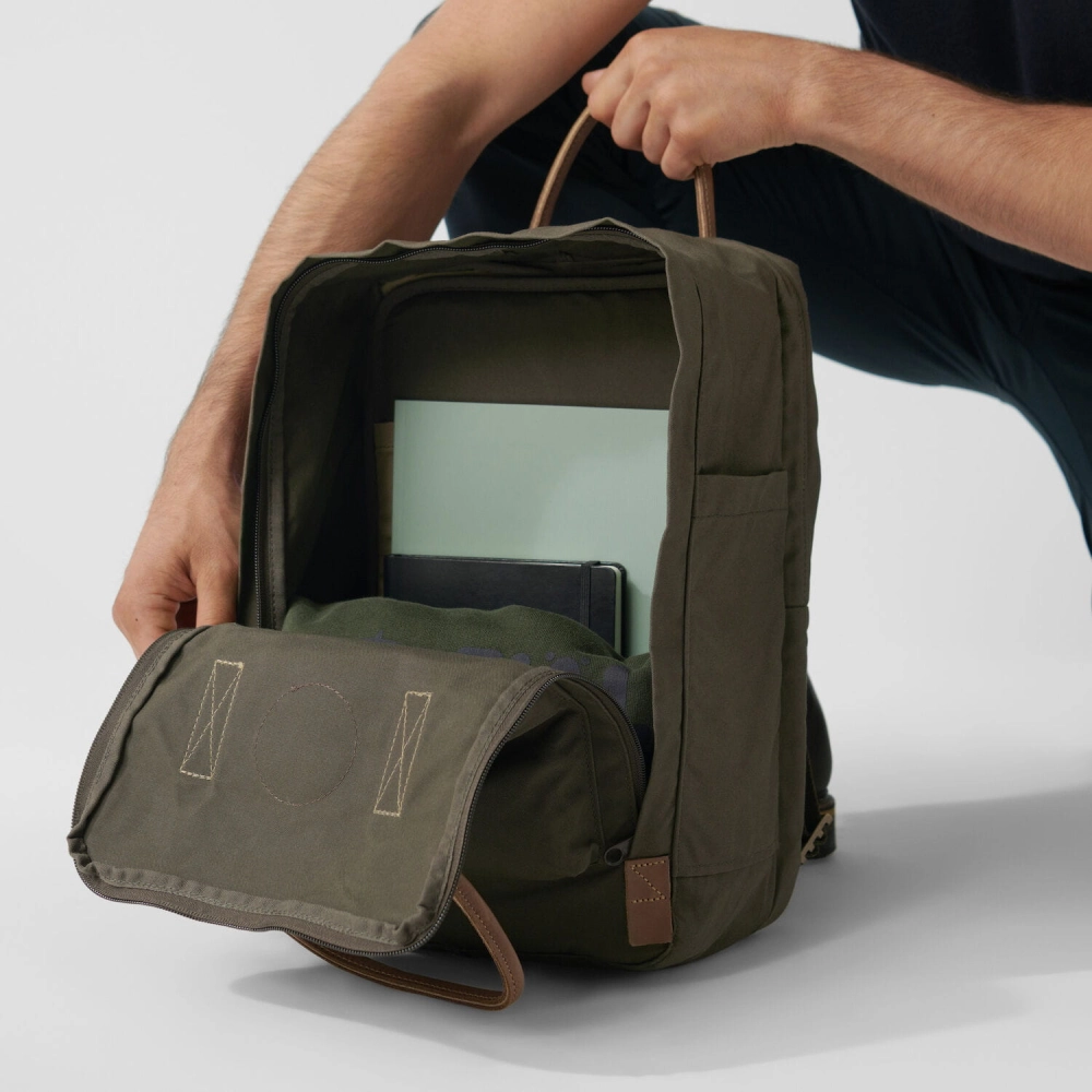Kanken No. 2 Laptop 15", kolor: 633 - Dark Olive