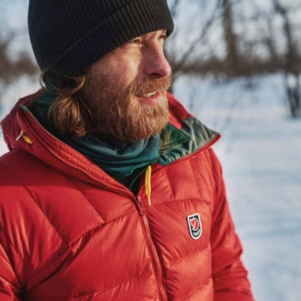 Expedition Pack Down Hoodie, kolor: 334 - True Red
