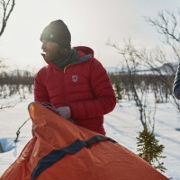 Expedition Pack Down Hoodie, kolor: 334 - True Red