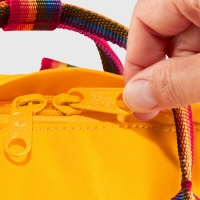 Kanken Rainbow Mini, kolor: 141/907 - Warm Yellow-Rainbow Pattern