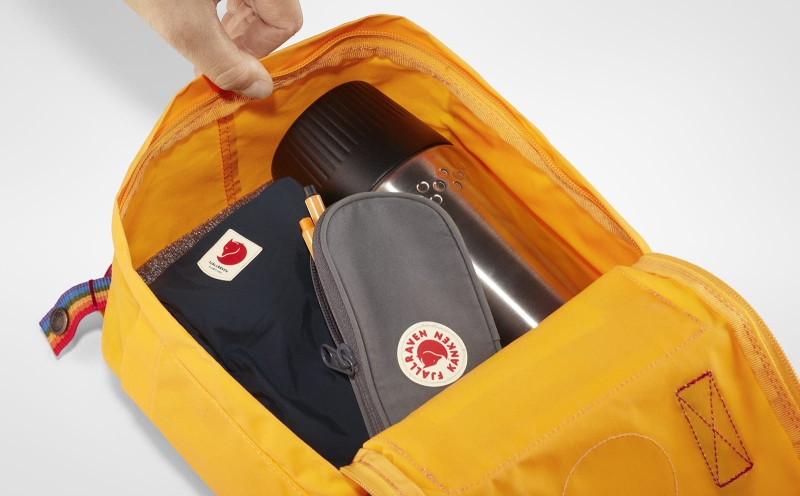 Kanken Rainbow Mini, kolor: 141-907 Warm Yellow-Rainbow Pattern