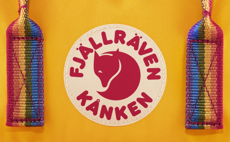 Kanken Rainbow Mini, kolor: 141-907 Warm Yellow-Rainbow Pattern