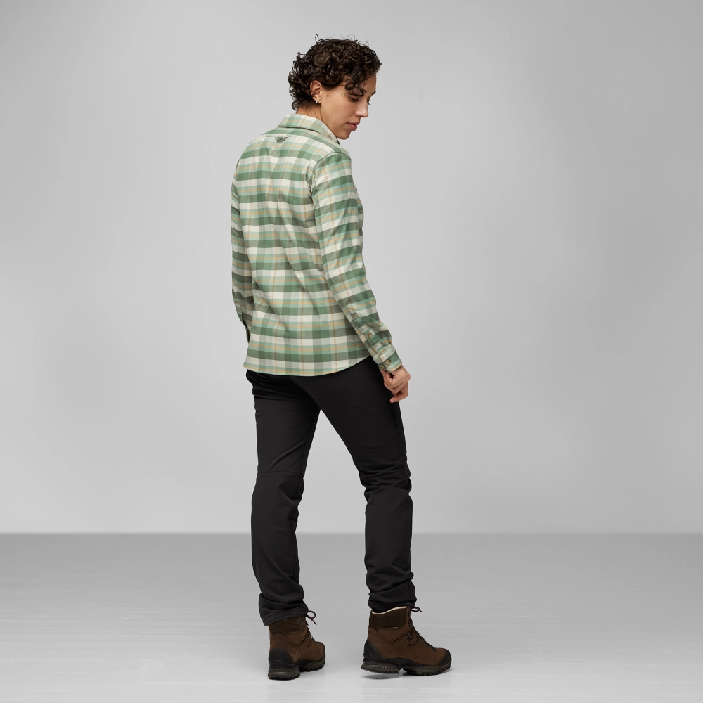 Singi Fjall Shirt W, kolor: 614-113 - Patina Green / Chalk White