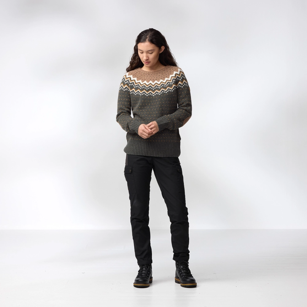 Ovik Knit Sweater W