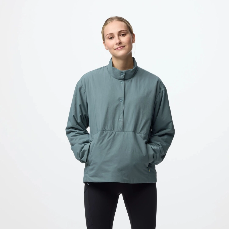 HC_Insulated_Pullover_W_14600294-577_C_MODEL_2002.jpg