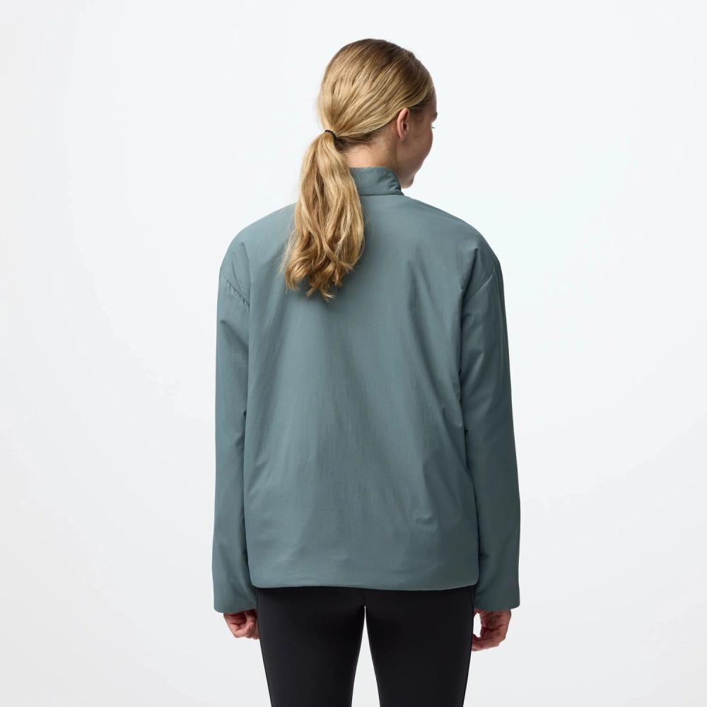 HC_Insulated_Pullover_W_14600294-577_D_MODEL_2027.jpg