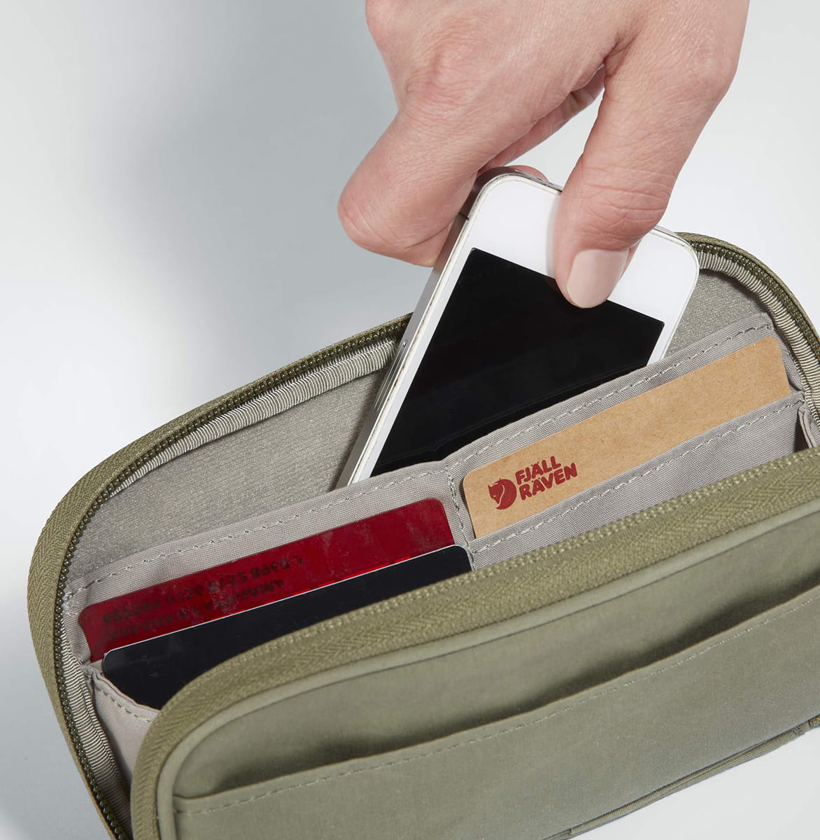 Kanken Travel Wallet, kolor: 620 - Green