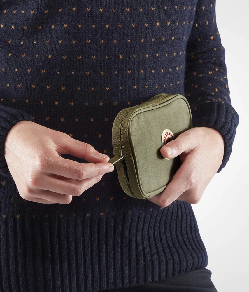Kanken Travel Wallet, kolor: 662 - Deep Forest