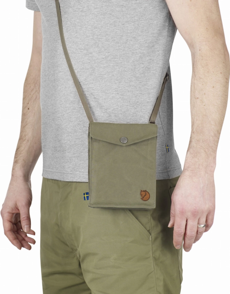 Pocket.